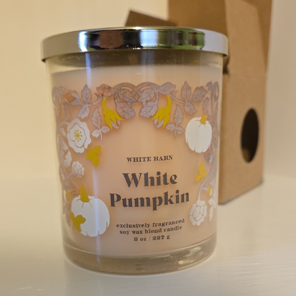 White Barn White Pumpkin Candle